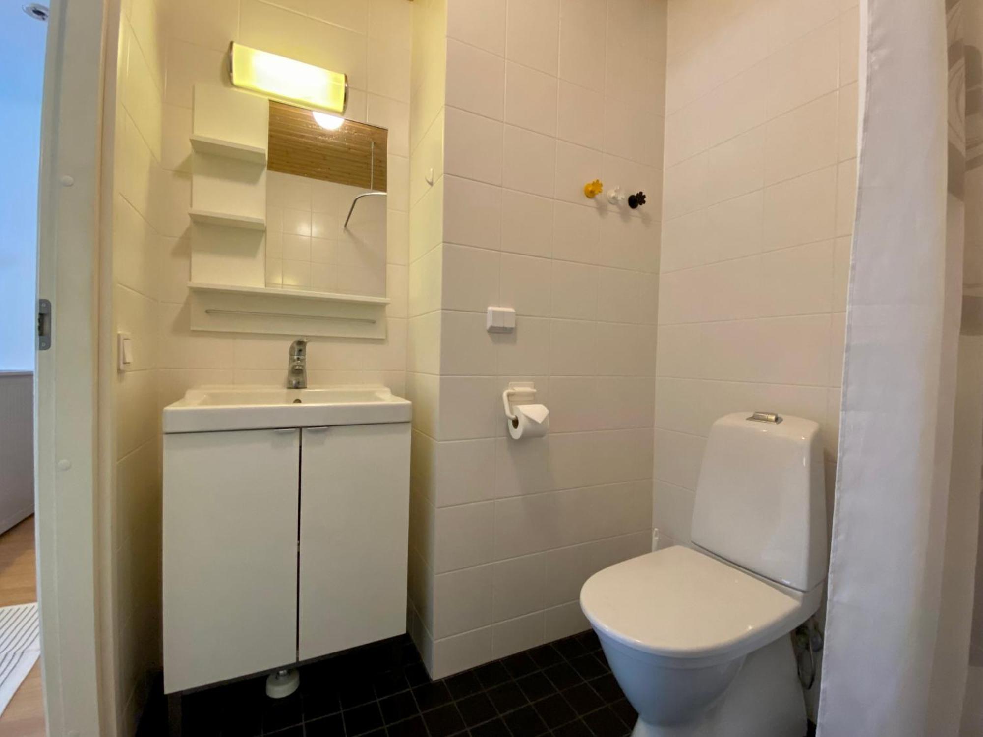 Tranquil Studio Near Nature, Free Parking& Wifi 赫尔辛基 外观 照片