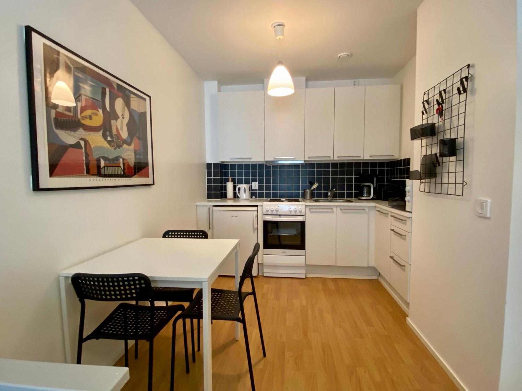 Tranquil Studio Near Nature, Free Parking& Wifi 赫尔辛基 外观 照片